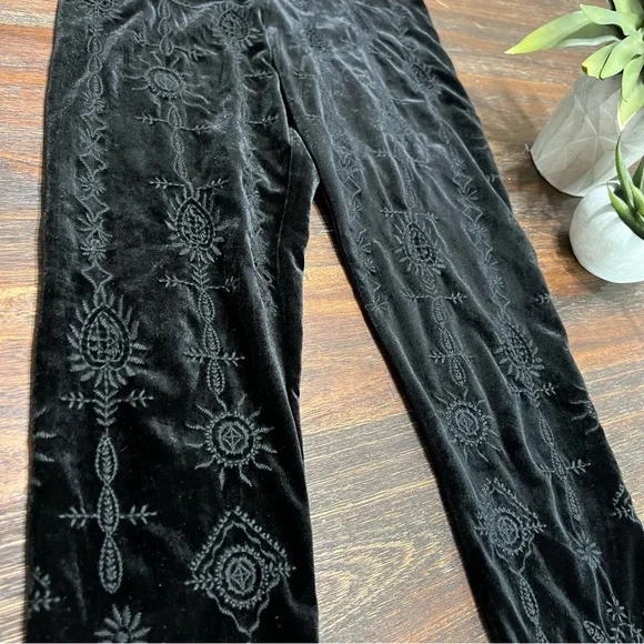 Johnny Was Althea Stretch Tonal Embroidered Velvet Legging Black XS - Picture 12 of 16